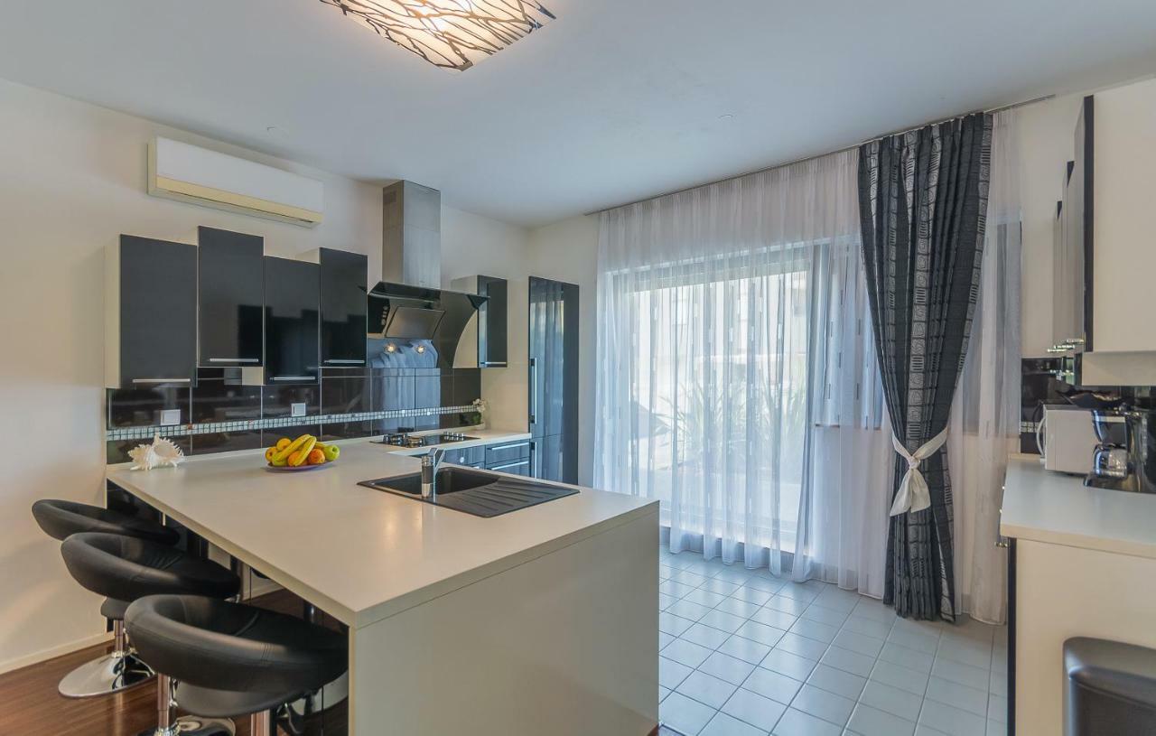 Luxury Apartment Lella Ρόβινι Εξωτερικό φωτογραφία