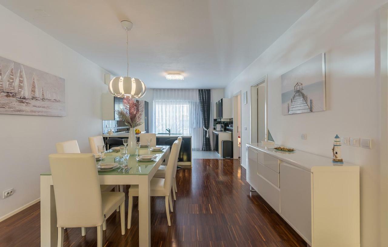 Luxury Apartment Lella Ρόβινι Εξωτερικό φωτογραφία