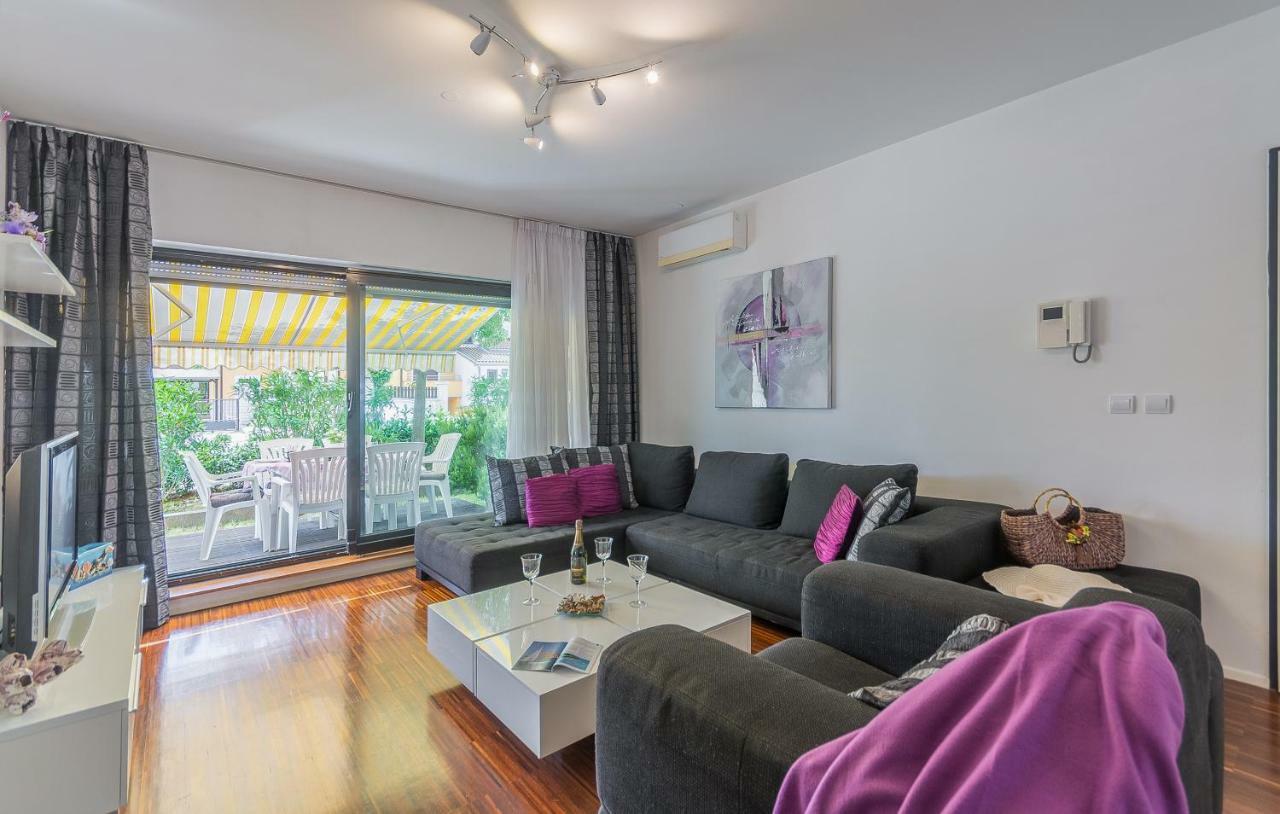 Luxury Apartment Lella Ρόβινι Εξωτερικό φωτογραφία